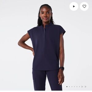 Figs Rafael scrub top size medium